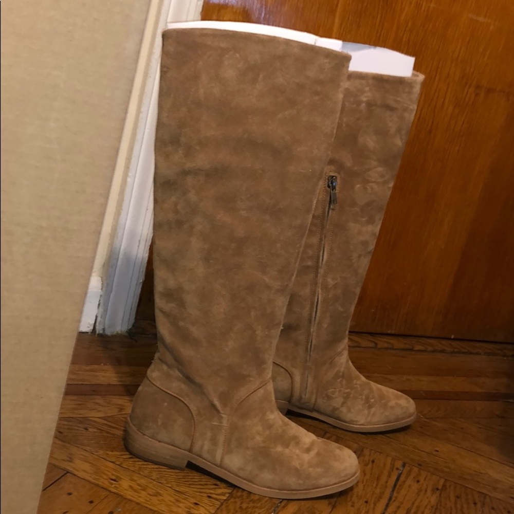 Womens Ugg tall Boots